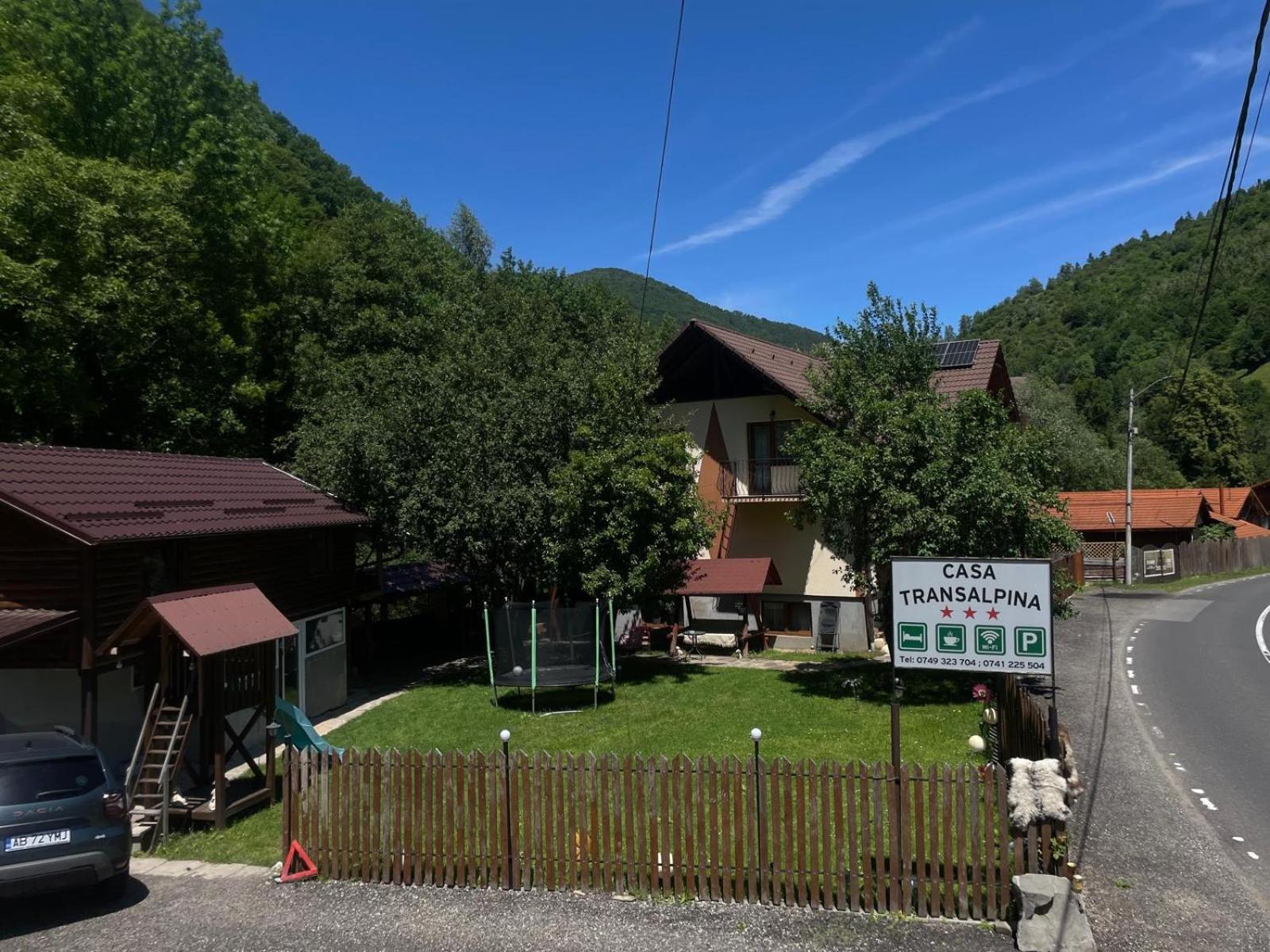 Pensiunea Casa Transalpina Şugag Buitenkant foto